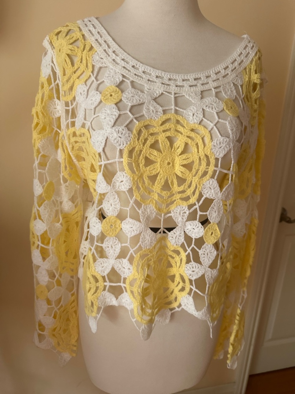 Crochet Floral Openwork Tunic Top in White & Yellow
